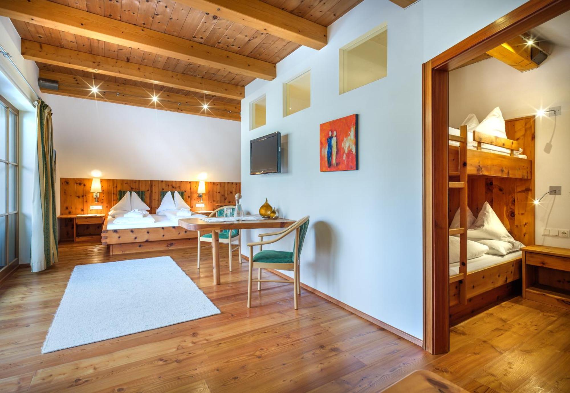 Hotel Haeuserl Im Wald Мариапфар Екстериор снимка